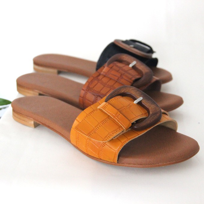 Flo Sandalen met Gesp from Sharon Woods