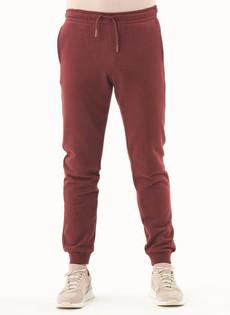 Joggingbroek Peeno Bordeaux via Shop Like You Give a Damn