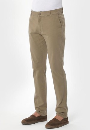 Chinobroek Slim Olijfgroen from Shop Like You Give a Damn