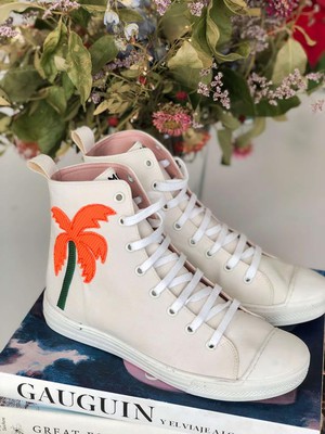 Sneakers La Creme & Rood from Shop Like You Give a Damn