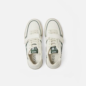 Sneakers Modelo '92 Groen from Shop Like You Give a Damn