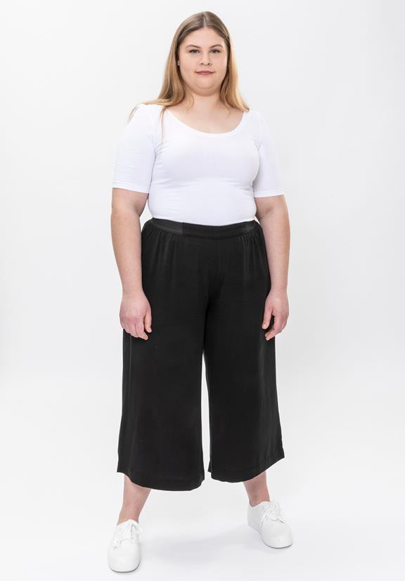 Broek Tavira Zwart from Shop Like You Give a Damn