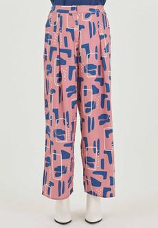 Broek Met Allover Print Roze & Blauw via Shop Like You Give a Damn