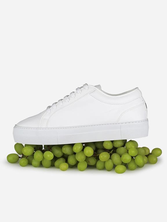 Sneakers Grape Essential Classic White from Shop Like You Give a Damn