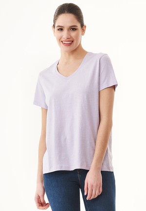 T-Shirt V-Hals Basic Lichtpaars from Shop Like You Give a Damn