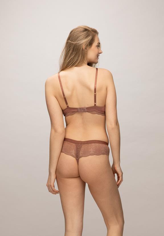 String Lichtgevend Mos Bruin from Shop Like You Give a Damn String Lichtgevend Mos Bruin from Shop Like You Give a Damn