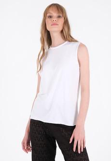 Boven Wit via Shop Like You Give a Damn