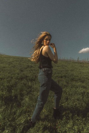 Rechte Jeans Medlar Middark from Shop Like You Give a Damn