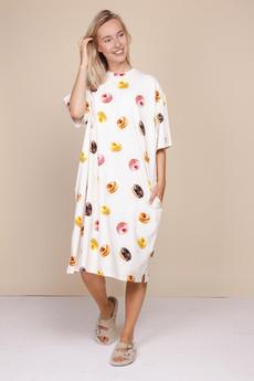 Donuts Relaxed Tee Dress Dames via SNURK