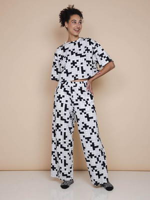 Crossword Cropped T-Shirt en Wijde broek set Dames from SNURK
