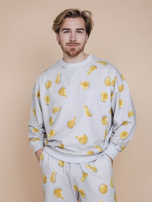 Chips Sweater Unisex from SNURK