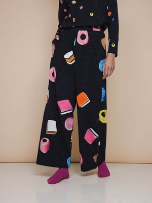 Drop it Cropped T-Shirt en Wijde broek set Dames from SNURK
