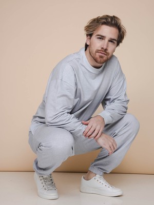 Slow Grey Sweater en Broek set Unisex from SNURK