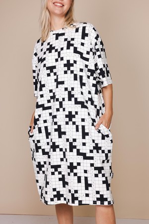 Crossword Relaxed Tee Dress Dames from SNURK