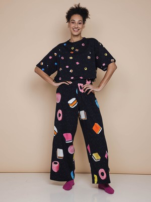 Drop it Cropped T-Shirt en Wijde broek set Dames from SNURK