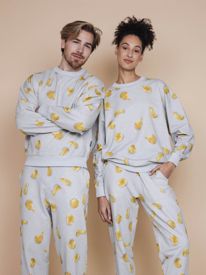 Chips Sweater Unisex from SNURK