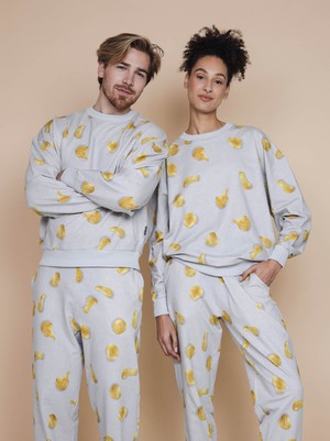 Chips Sweater Unisex from SNURK