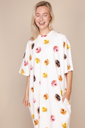 Donuts Relaxed Tee Dress Dames from SNURK