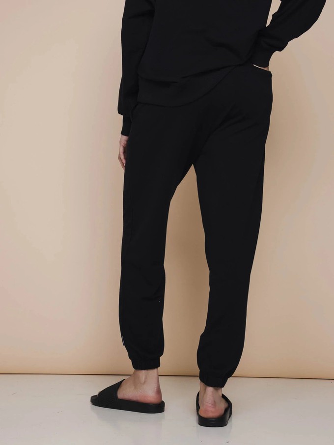 Slow Black Sweater en Broek set Unisex from SNURK