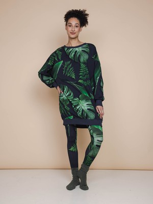 Dark Forest Sweater Dress en Legging set Dames from SNURK