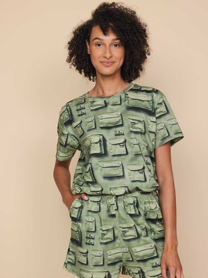 In The Pocket T-shirt Unisex from SNURK