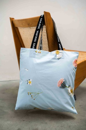 Hopeless Romantic Shopper Medium from SNURK