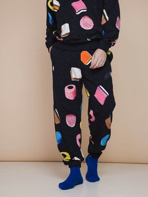 Drop It Sweater en Broek set Unisex from SNURK