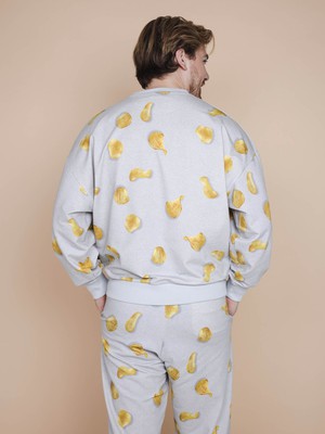 Chips Sweater Unisex from SNURK