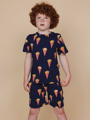 Fries Navy T-shirt en Shorts set Kids from SNURK