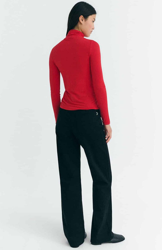 Noe coltrui kasjmier rood from Sophie Stone