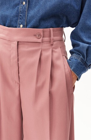 Kaayua broek light berry from Sophie Stone