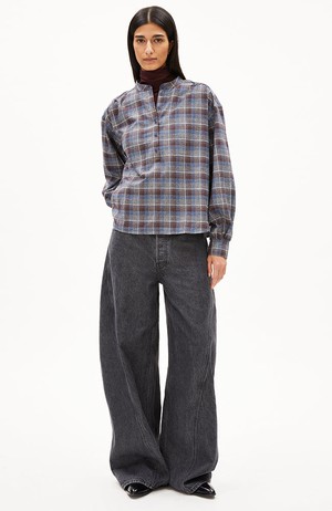 Efinaraa check blouse cranberry from Sophie Stone