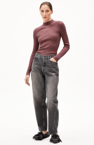 Alaania top dark berry from Sophie Stone
