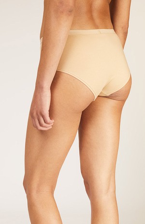 Short beige from Sophie Stone