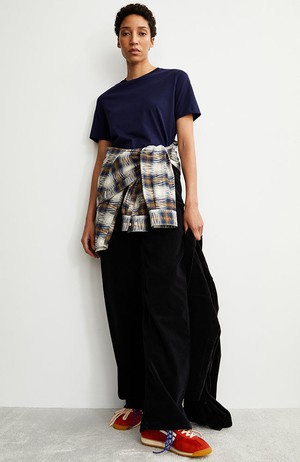 Lualaa t-shirt tinted navy from Sophie Stone