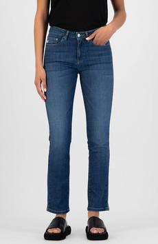 Faye Straight jeans Stone Indigo via Sophie Stone