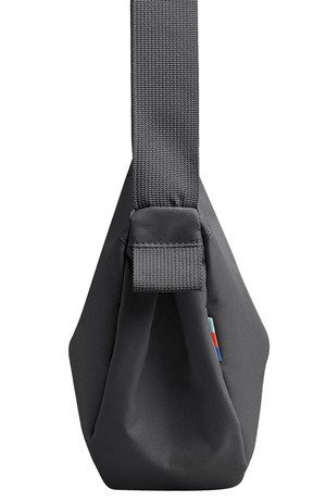 Moon bag small shark from Sophie Stone