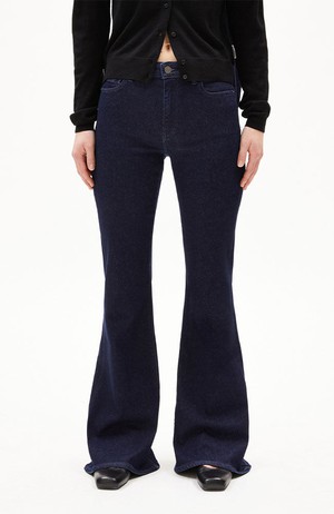 Anamaa flared jeans maggiore from Sophie Stone