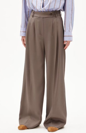 Kaayua broek walnut cream from Sophie Stone