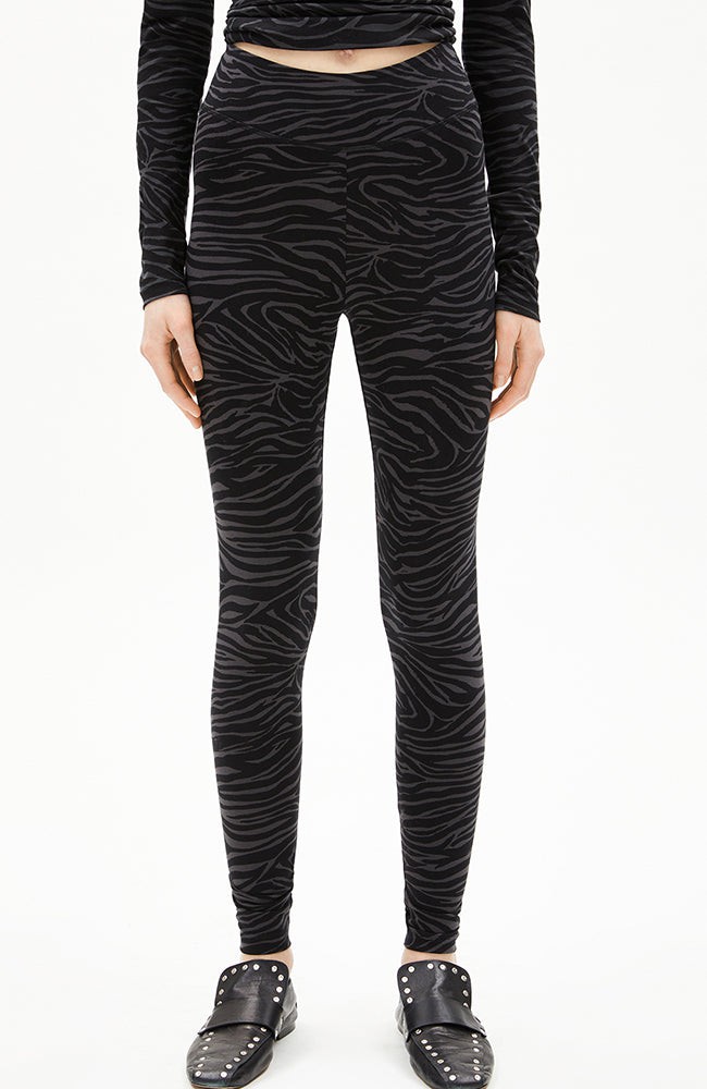 Faribaa zebraraa legging zwart from Sophie Stone