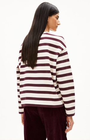 Frankaa bold sweater cranberry from Sophie Stone
