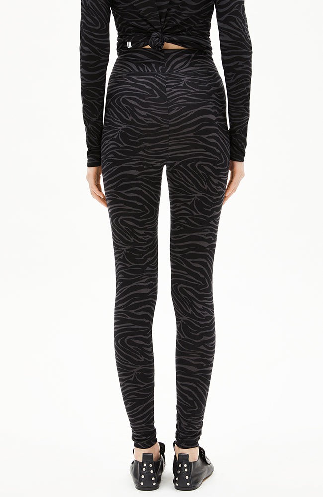 Faribaa zebraraa legging zwart from Sophie Stone