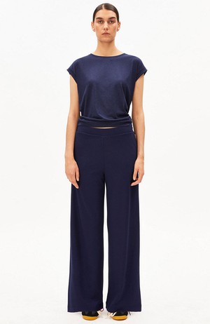 Himaari broek tinted navy from Sophie Stone