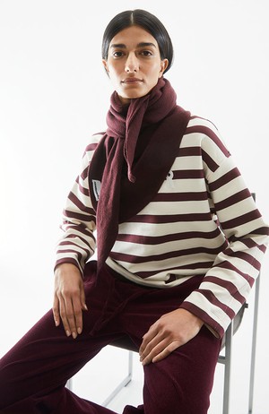 Frankaa bold sweater cranberry from Sophie Stone