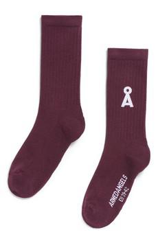 Saamus sok dark cranberry via Sophie Stone