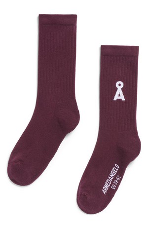 Saamus sok dark cranberry from Sophie Stone