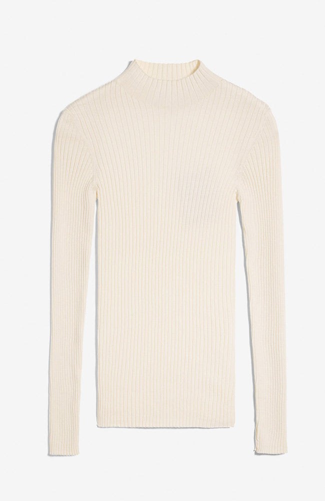 Alaania top oatmilk from Sophie Stone