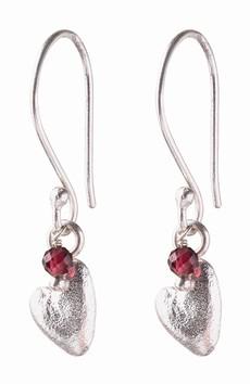 Generous oorbellen garnet via Sophie Stone