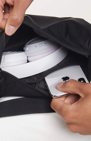 Moon bag small zwart from Sophie Stone