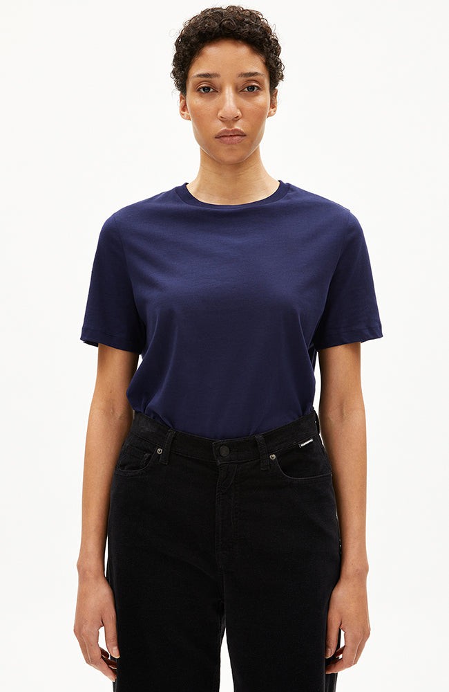 Lualaa t-shirt tinted navy from Sophie Stone